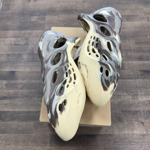adidas Yeezy Foam RNNR MX Cream Clay - Image 1