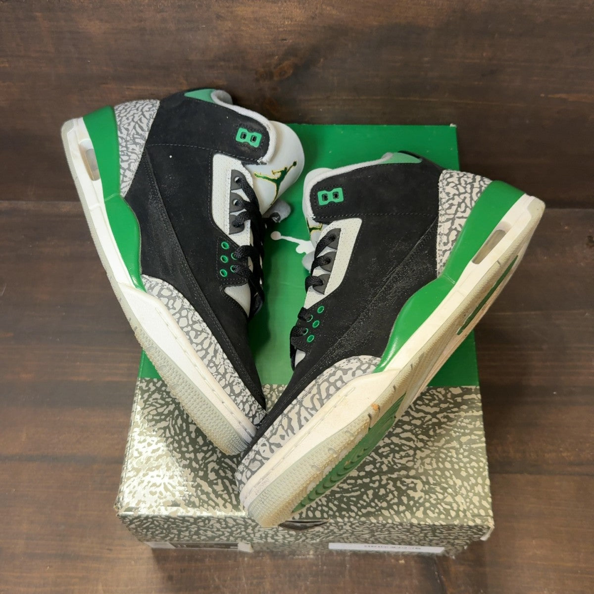 Jordan 3 Retro Pine Green - Image 2