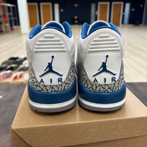 Jordan 3 Retro Wizards Size 10 (Pre-Owned) - Image 4