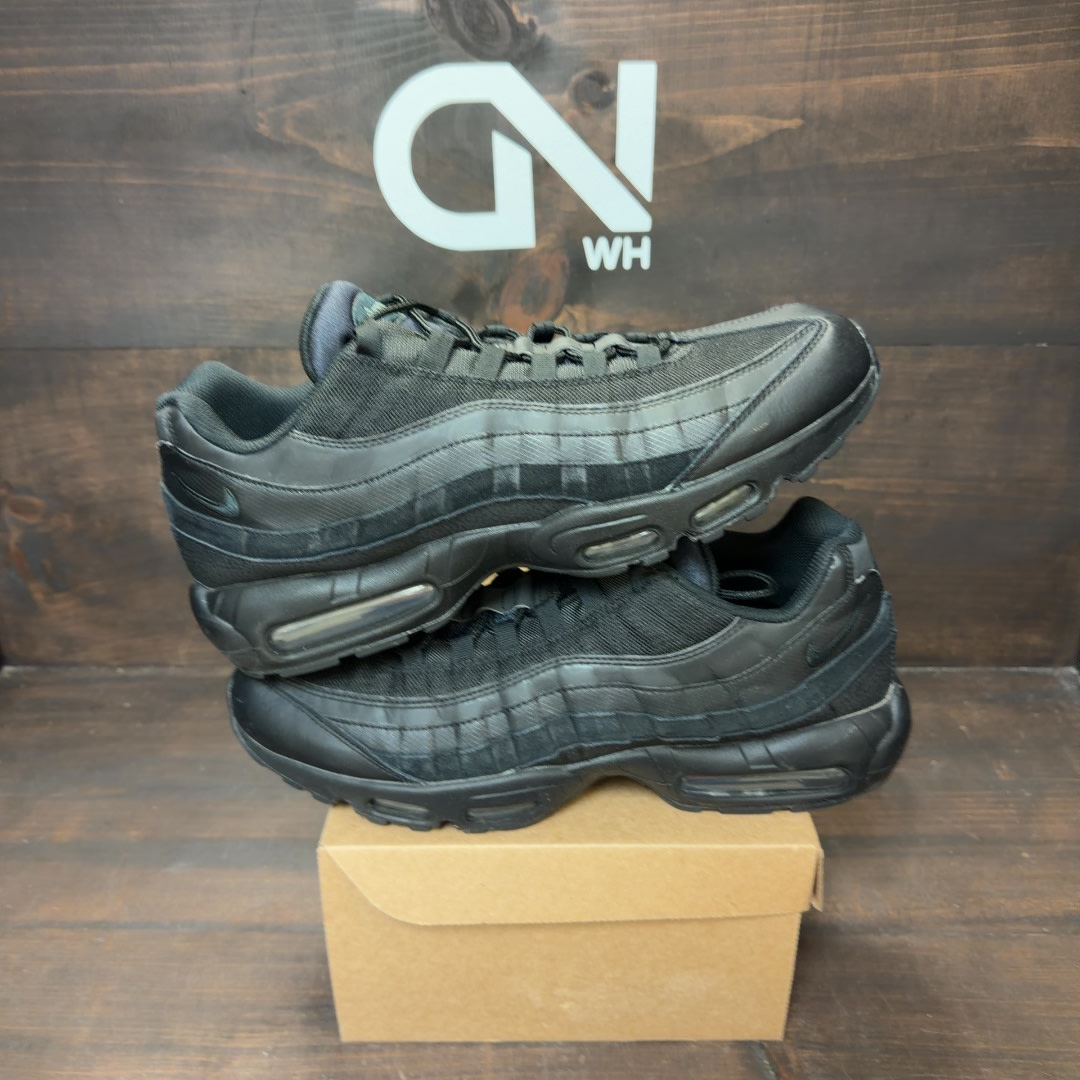 Nike Air Max 95 Essential Triple Black Size 14 (Pre-Owned) - Image 1