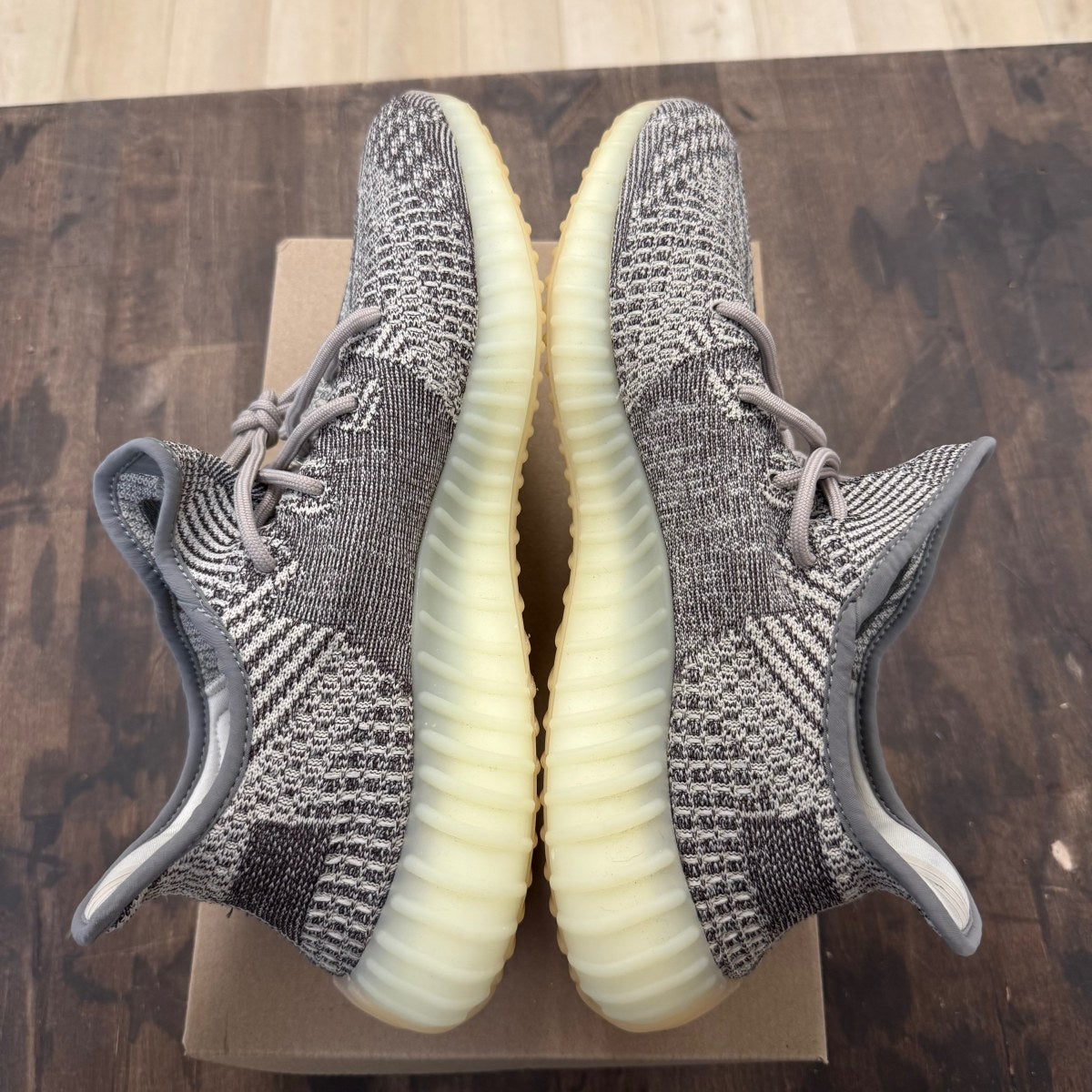 adidas Yeezy Boost 350 V2 Zyon Size 12 (Pre-Owned) - Image 5
