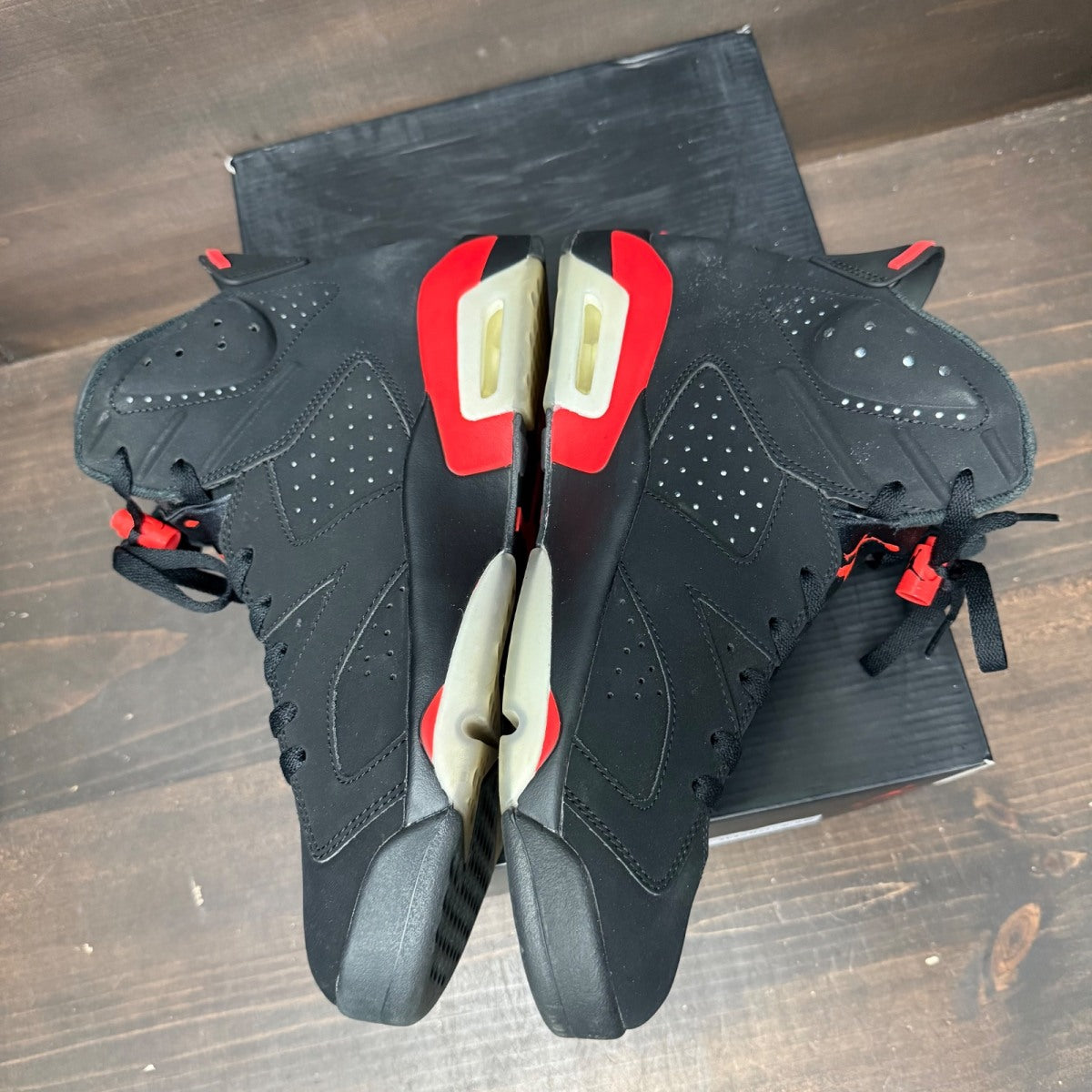 Jordan 6 Retro Black Infrared (2019) - Image 3