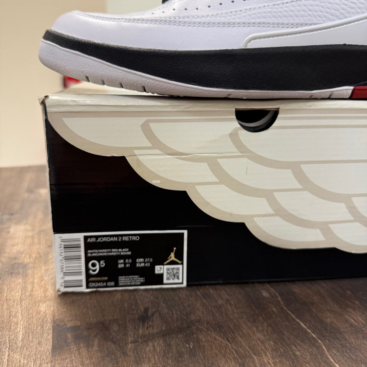 Jordan 2 Retro OG Chicago (2022) - Image 7