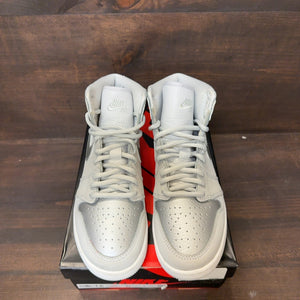 Jordan 1 Retro High CO Japan Neutral Grey (GS) Size 5.5Y (Pre-Owned)