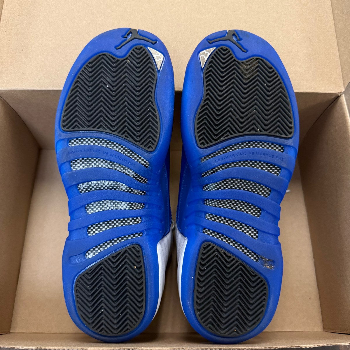 Jordan 12 Retro Blueberry (GS) Size 6Y (Pre-Owned) - Image 5