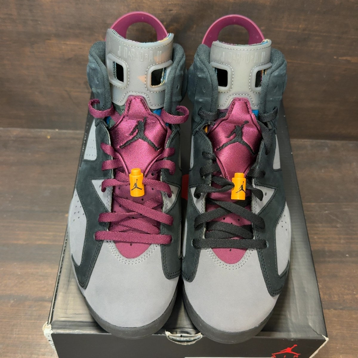 Jordan 6 Retro Bordeaux Size 10.5 (Pre-Owned) - tag