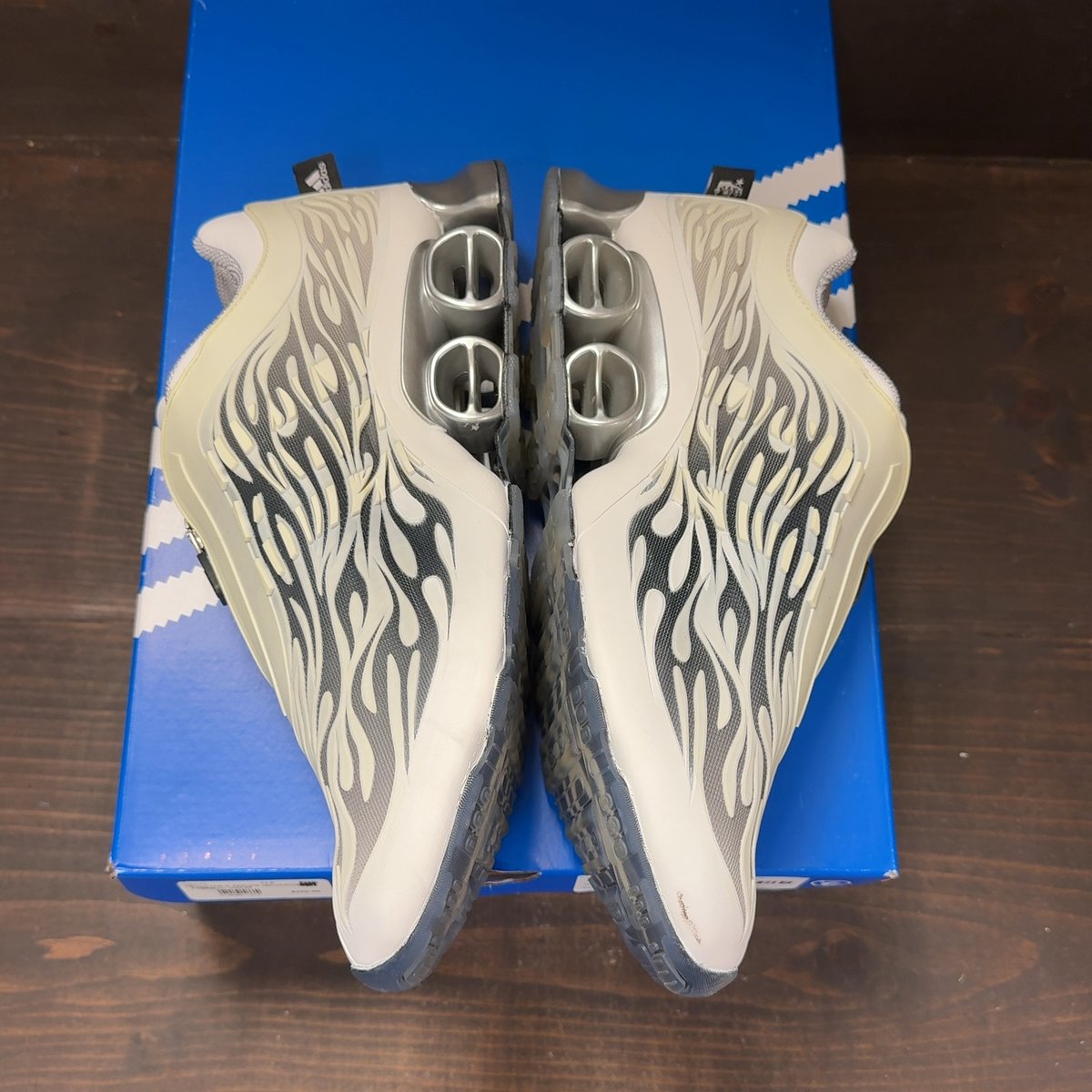 adidas Megaride S2 Hellstar White Black Size 11.5 (Pre-Owned) - aux