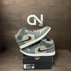 Jordan 1 Mid SE Night Stadium - Image 1