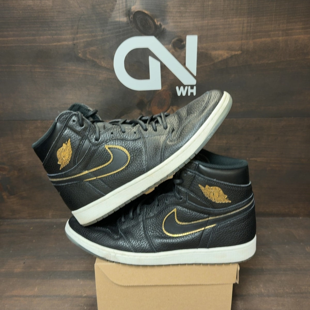 Jordan 1 Retro High City of Flight Size 13 (Pre-Owned) - Image 1