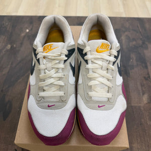 White Rave Pink Nike Air Max Correlate Size 10W (Pre-Owned) - Image 2