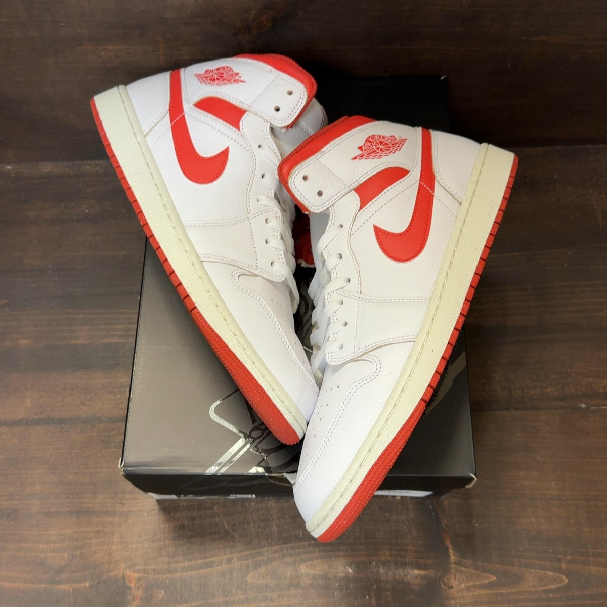 Jordan 1 Mid SE Dune Red - Image 2