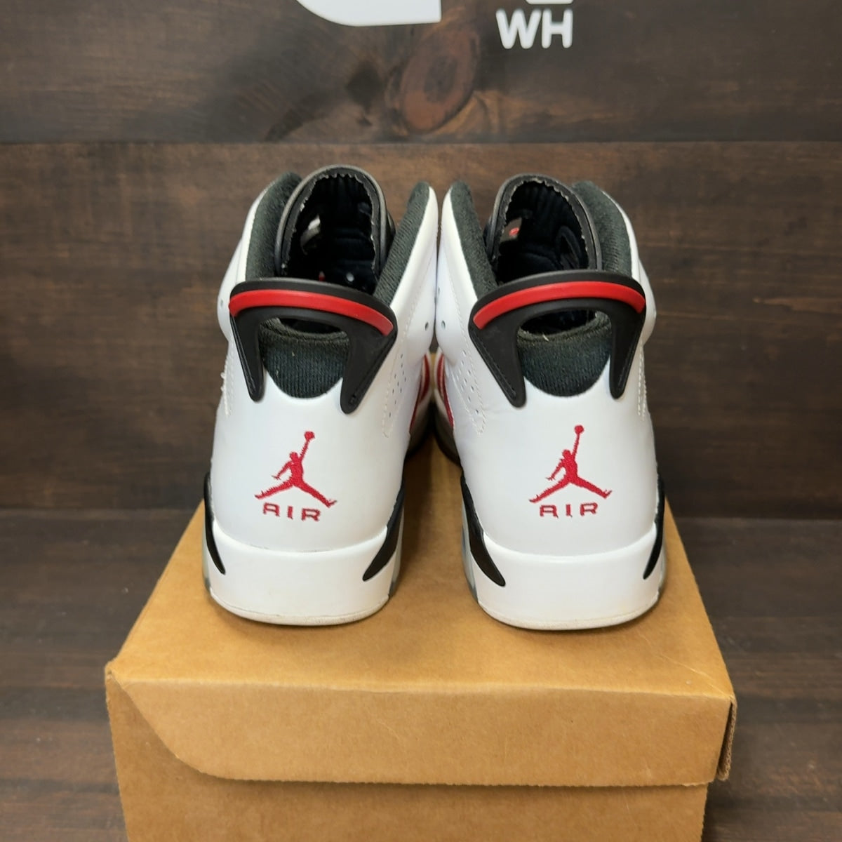 Jordan 6 Retro Carmine (2021) Size 8.5 (Pre-Owned) - Image 4