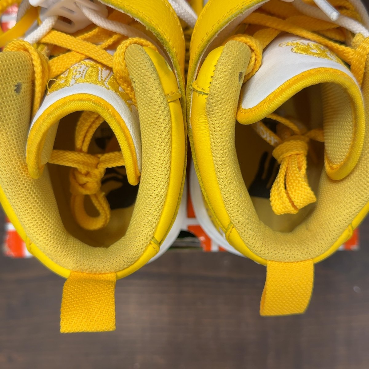 Nike Air Force 1 Mid SP Off-White Varsity Maize Size 8 (Pre-Owned) - aux