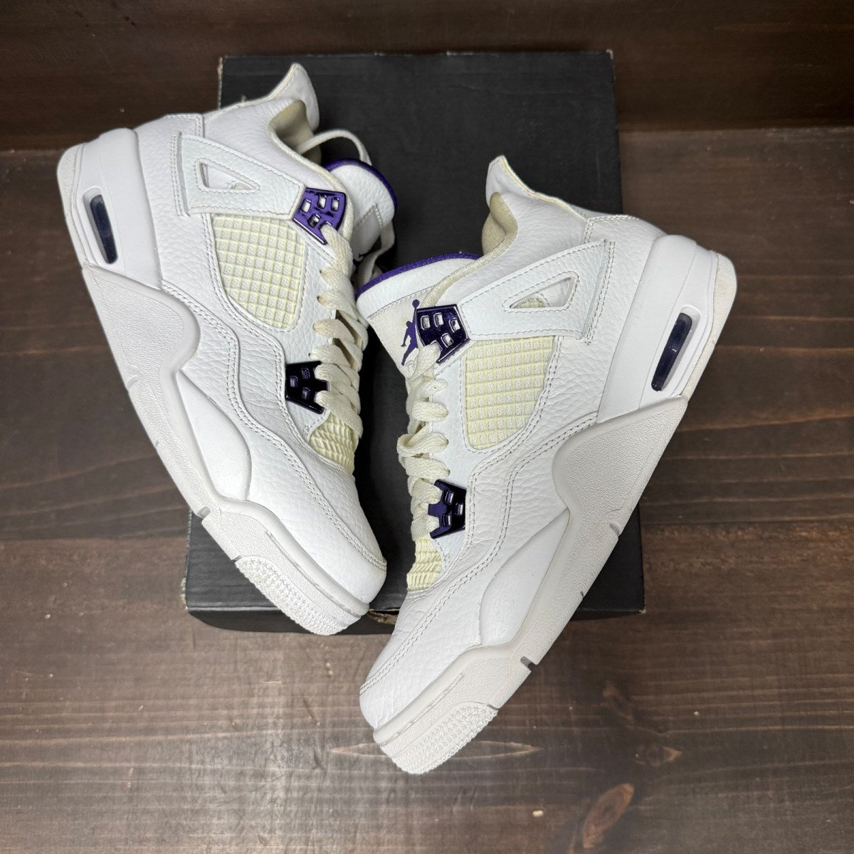 Jordan 4 Retro Metallic Purple (GS) Size 7Y (Pre-Owned)