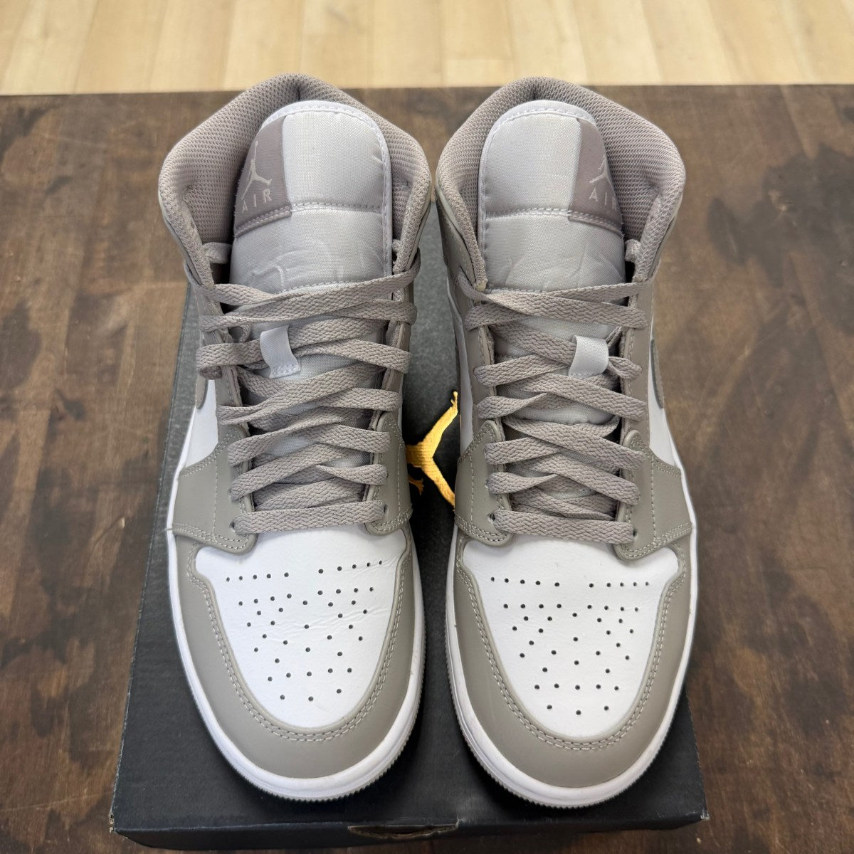 Jordan 1 Mid Linen - Image 2