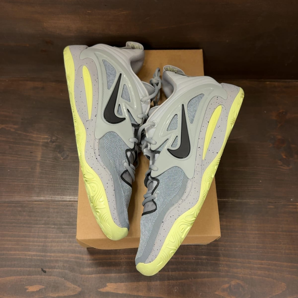 Nike KD 15 TB Wolf Grey Size 14 (Pre-Owned) - back