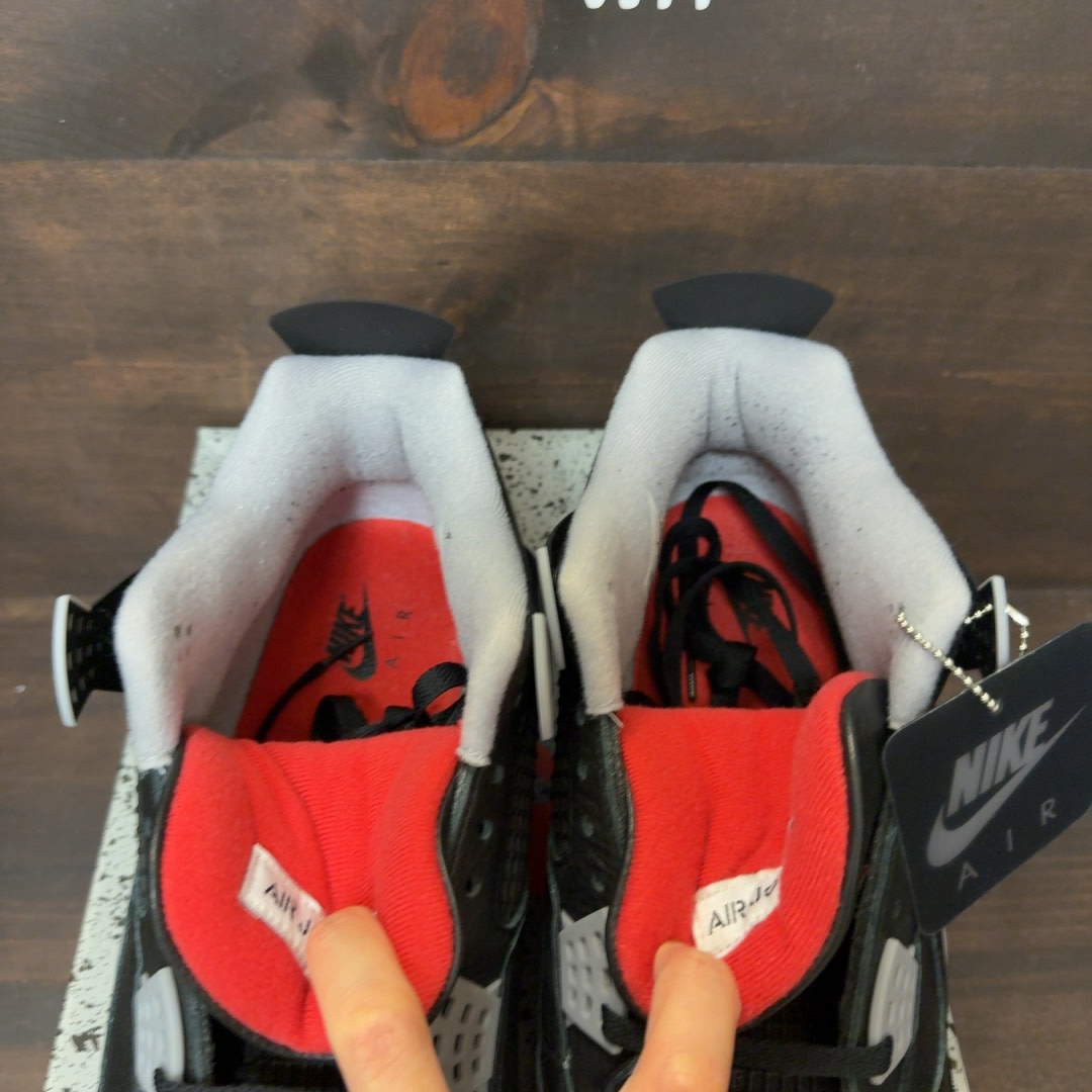 Jordan 4 Retro Bred Reimagined Size 13 (Pre-Owned)