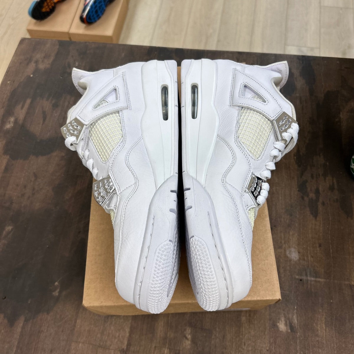 Jordan 4 Retro Pure Money (2017) Size 13 (Pre-Owned) - Image 3