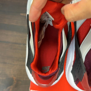 Nike Air Huarache White Red Oxide Size 13 (Pre-Owned) - Image 5