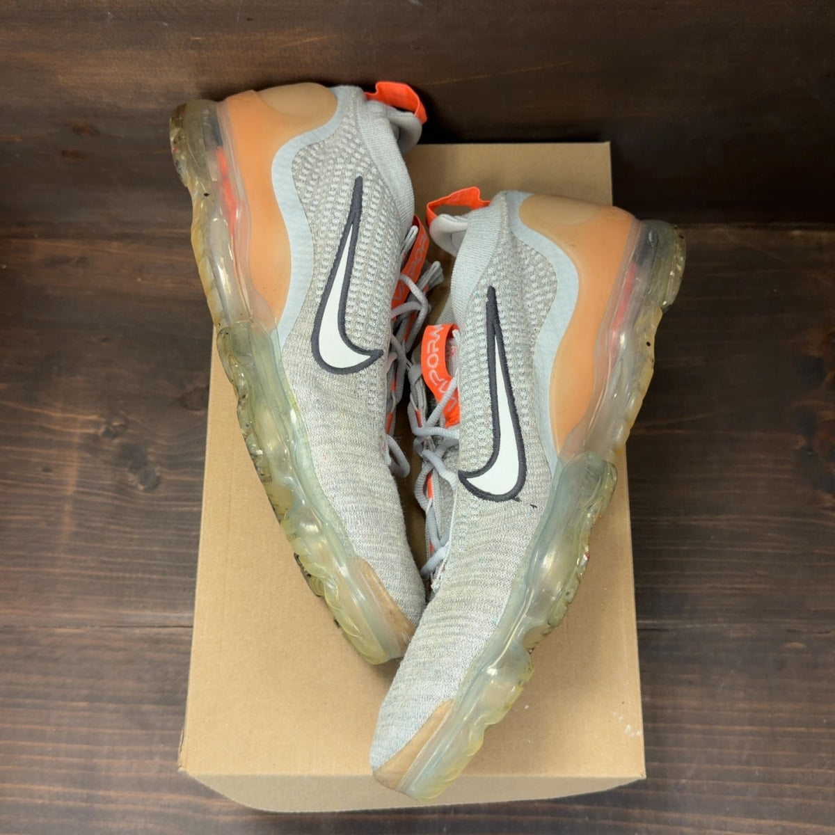 Nike Air VaporMax 2021 FK Grey Fog Bright Mango Size 12 (Pre-Owned) - Image 2