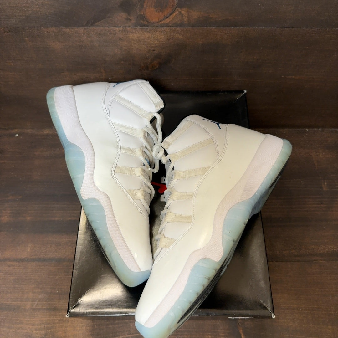 Jordan 11 Retro Legend Blue (2024) - Image 2