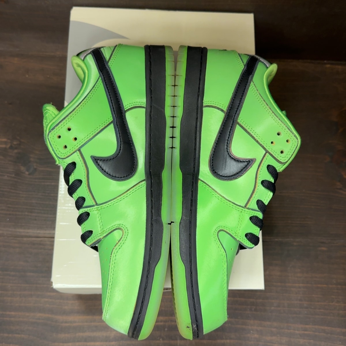 Nike SB Dunk Low The Powerpuff Girls Buttercup - Image 4