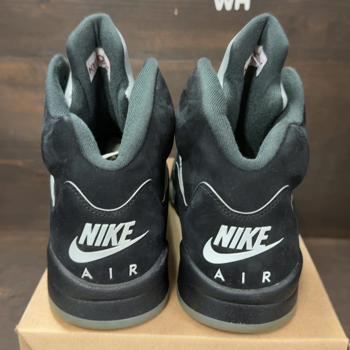 Jordan 5 Retro OG Black Metallic Reimagined Size 13 (Pre-Owned) - aux