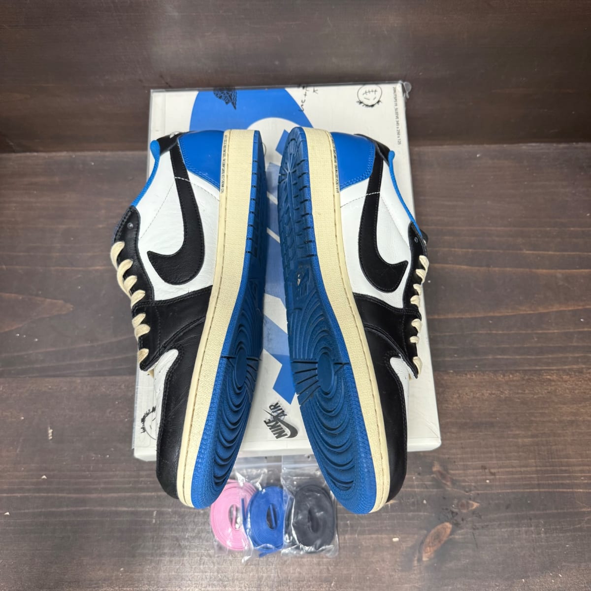 Jordan 1 Retro Low OG SP Fragment x Travis Scott Size 13 (Pre-Owned) - side