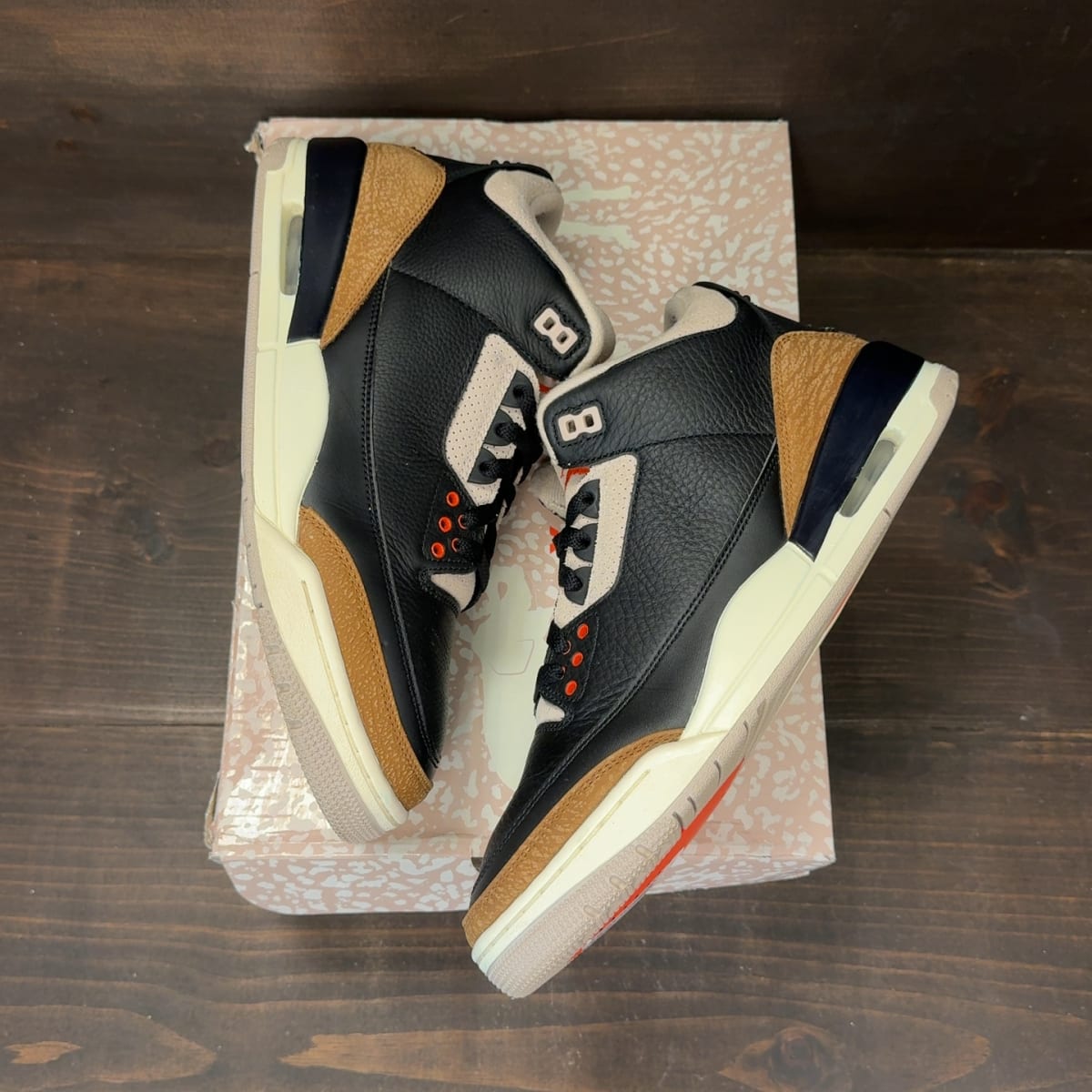 Jordan 3 Retro Desert Elephant Size 10.5 (Pre-Owned) - back