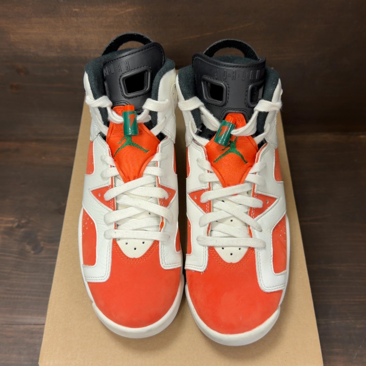 Jordan 6 Retro Gatorade Like Mike White (GS) Size 5Y (Pre-Owned) - Image 3