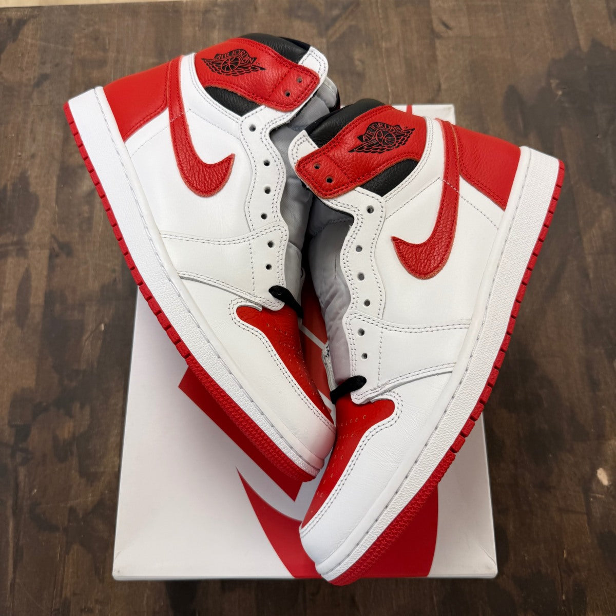Jordan 1 Retro High OG Heritage - Image 1