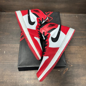 Jordan 1 Retro Chicago (2013) Size 10.5 (Pre-Owned) - back