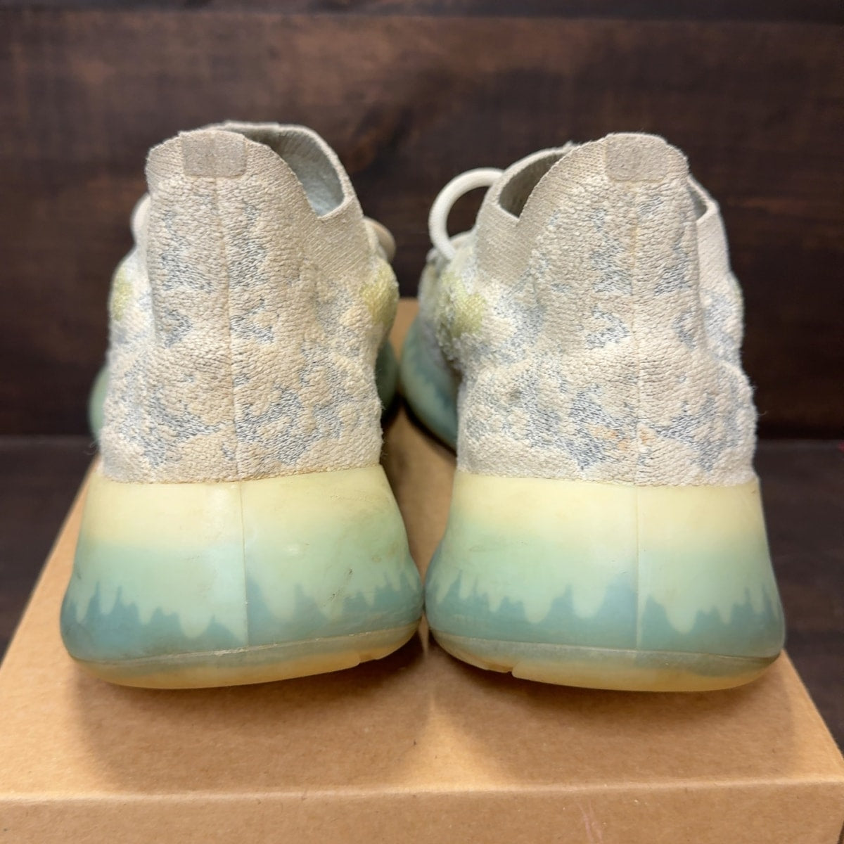 adidas Yeezy Boost 380 Alien Blue Size 11 (Pre-Owned) - Image 5