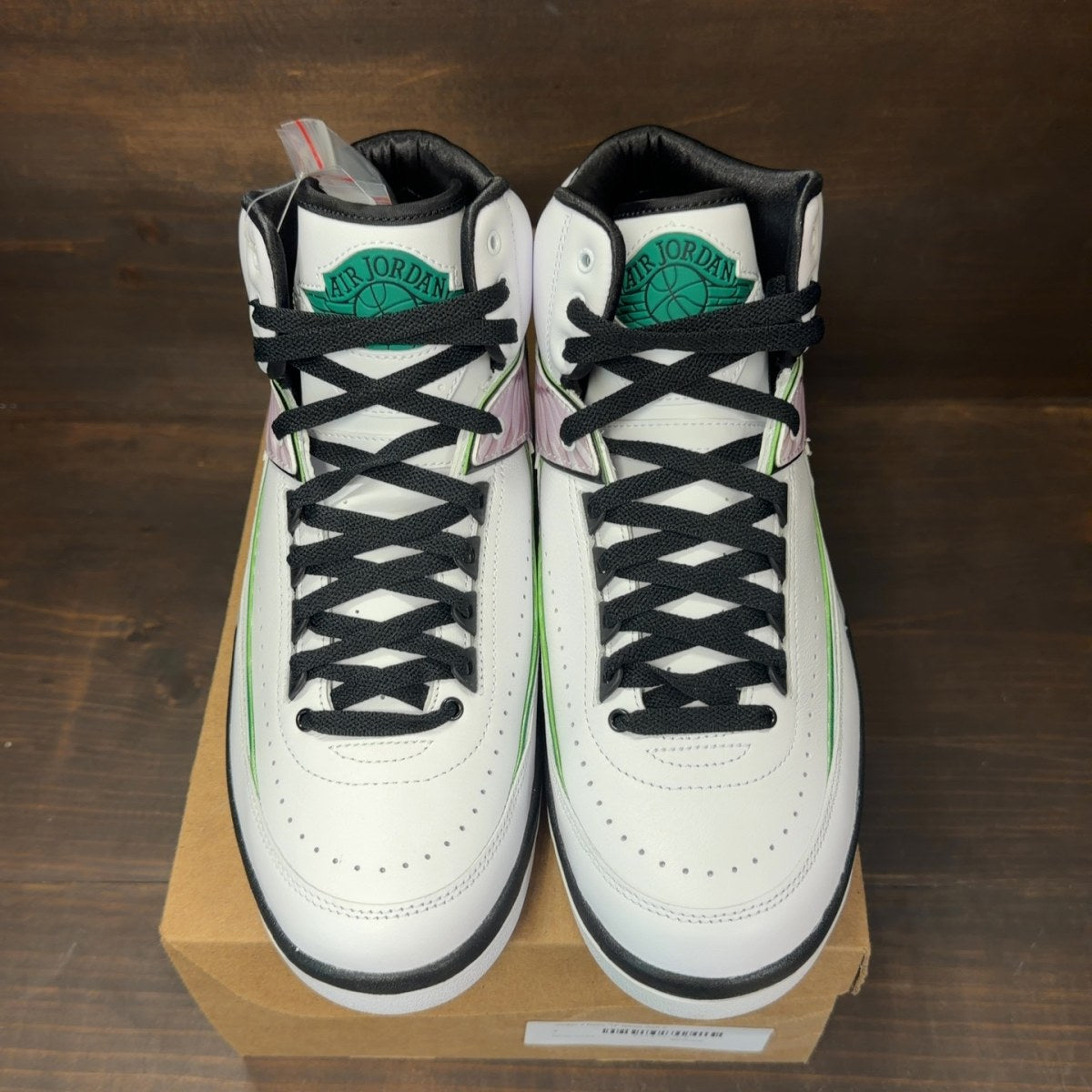 Jordan 2 Retro "H" Wings Size 9 - Image 3