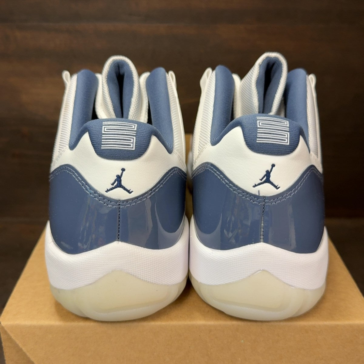 Jordan 11 Retro Low Diffused Blue Size 12 - Image 5
