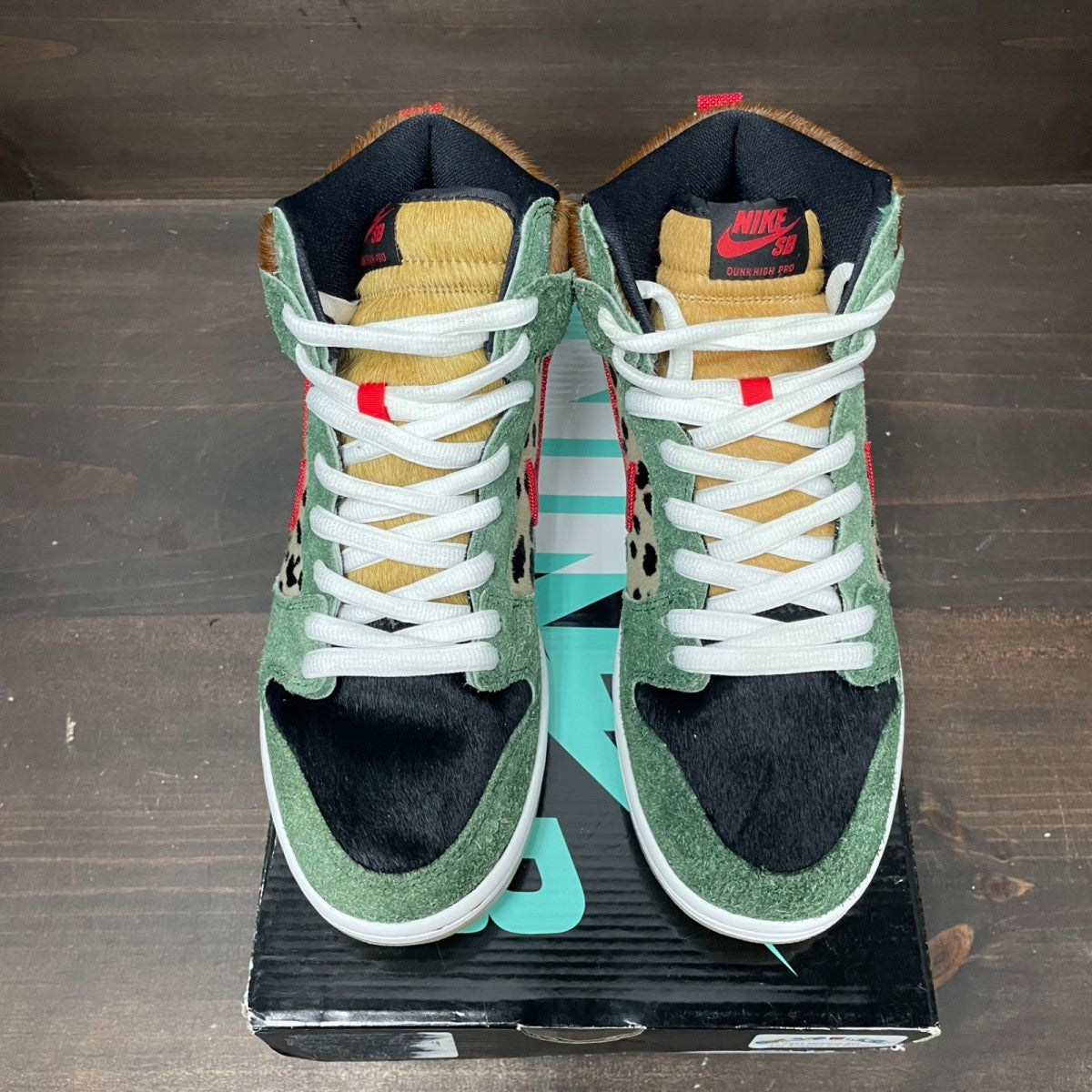 Nike SB Dunk High Dog Walker - Image 4