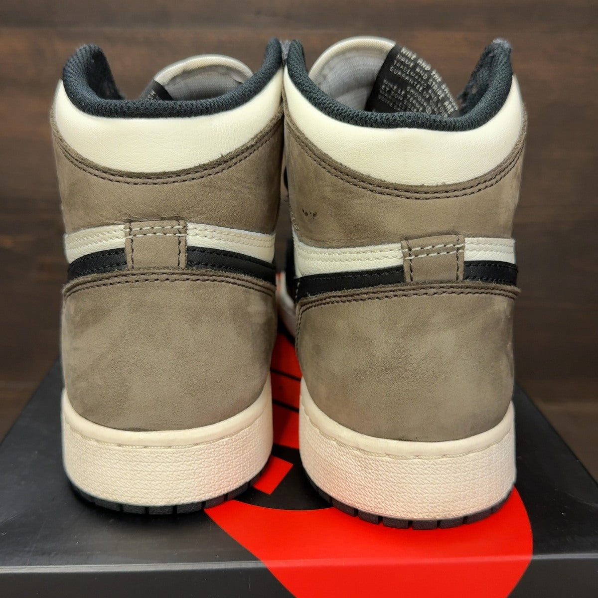 Jordan 1 Retro High Dark Mocha (GS) - Image 5