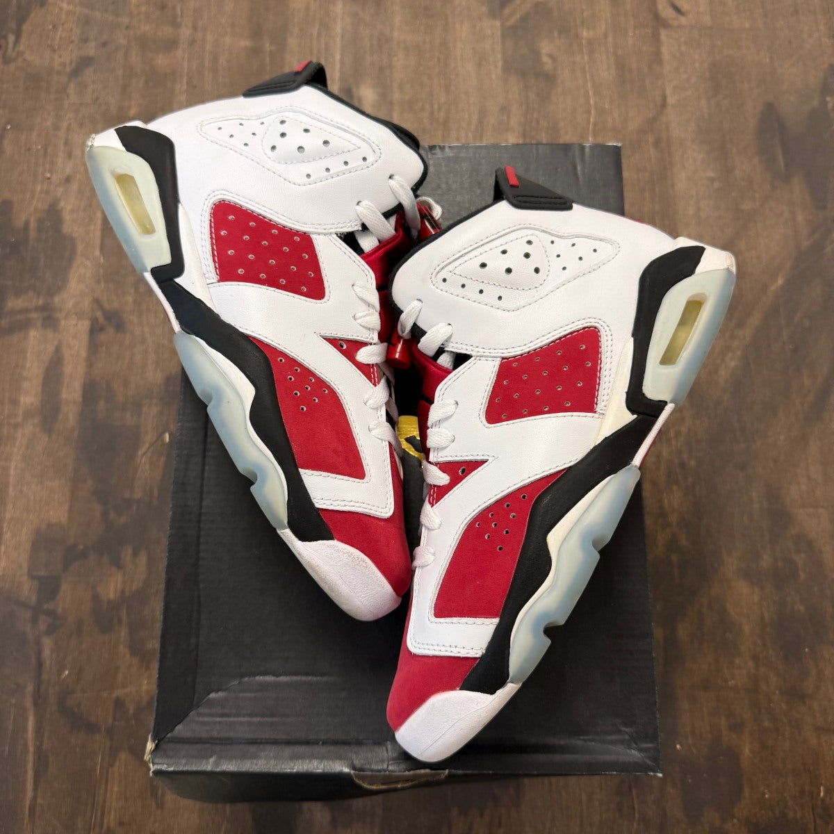 Jordan 6 Retro Carmine (2021) (GS) - Image 1