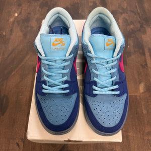 Nike SB Dunk Low Run The Jewels - Image 2