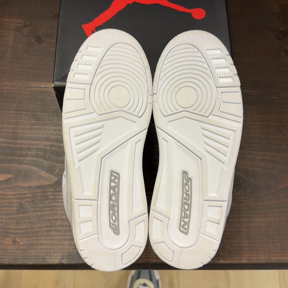 Jordan 3 Retro Pure Money (2025) Size 8.5 (Pre-Owned) - aux