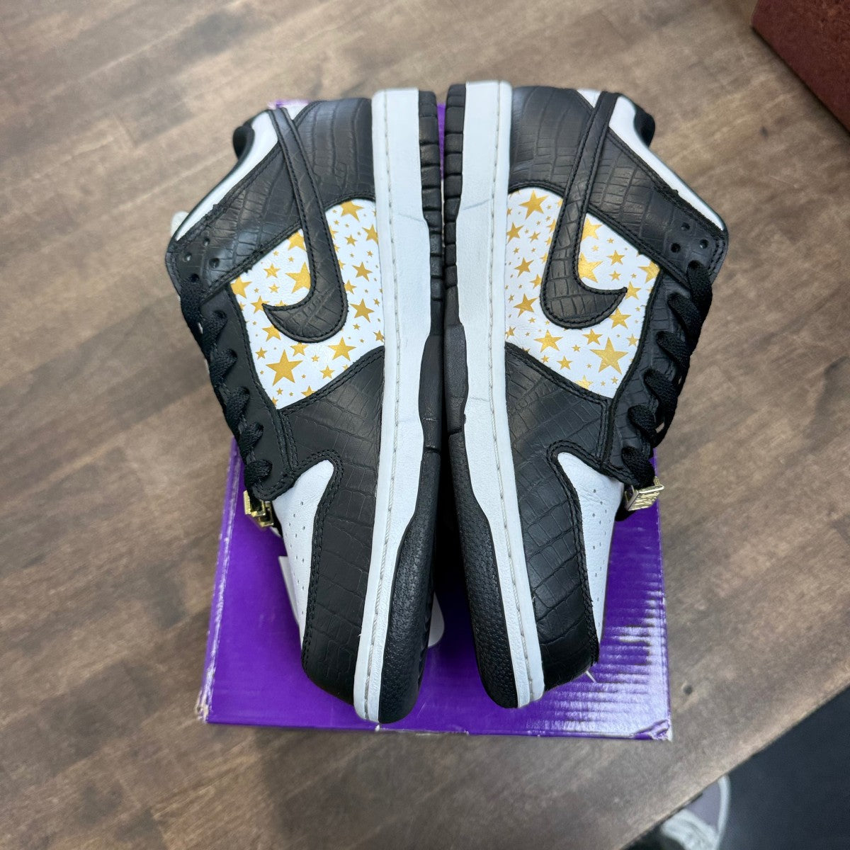 Nike SB Dunk Low Supreme Stars Black (2021) - Image 3