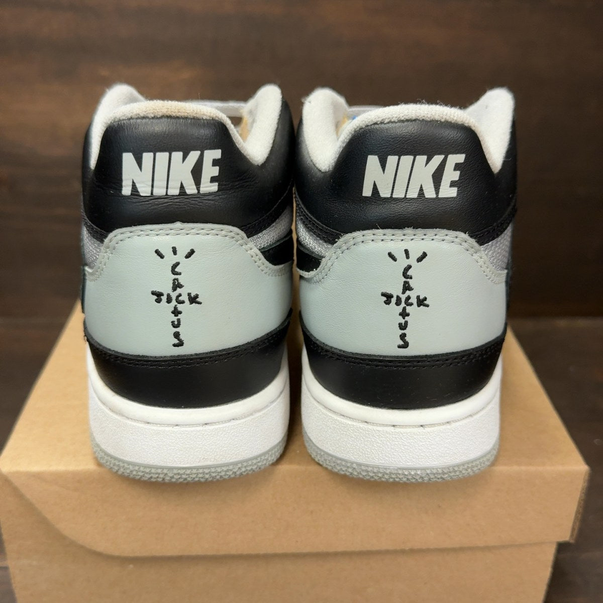 Nike Mac Attack QS SP Travis Scott Cactus Jack Size 9.5 (Pre-Owned) - aux