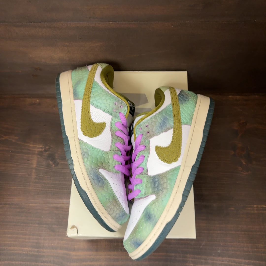 Nike SB Dunk Low Alexis Sablone Chameleon Size 12 (Pre-Owned)