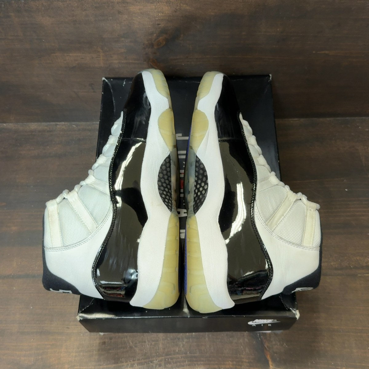Jordan 11 Retro Concord (2018) - Image 5