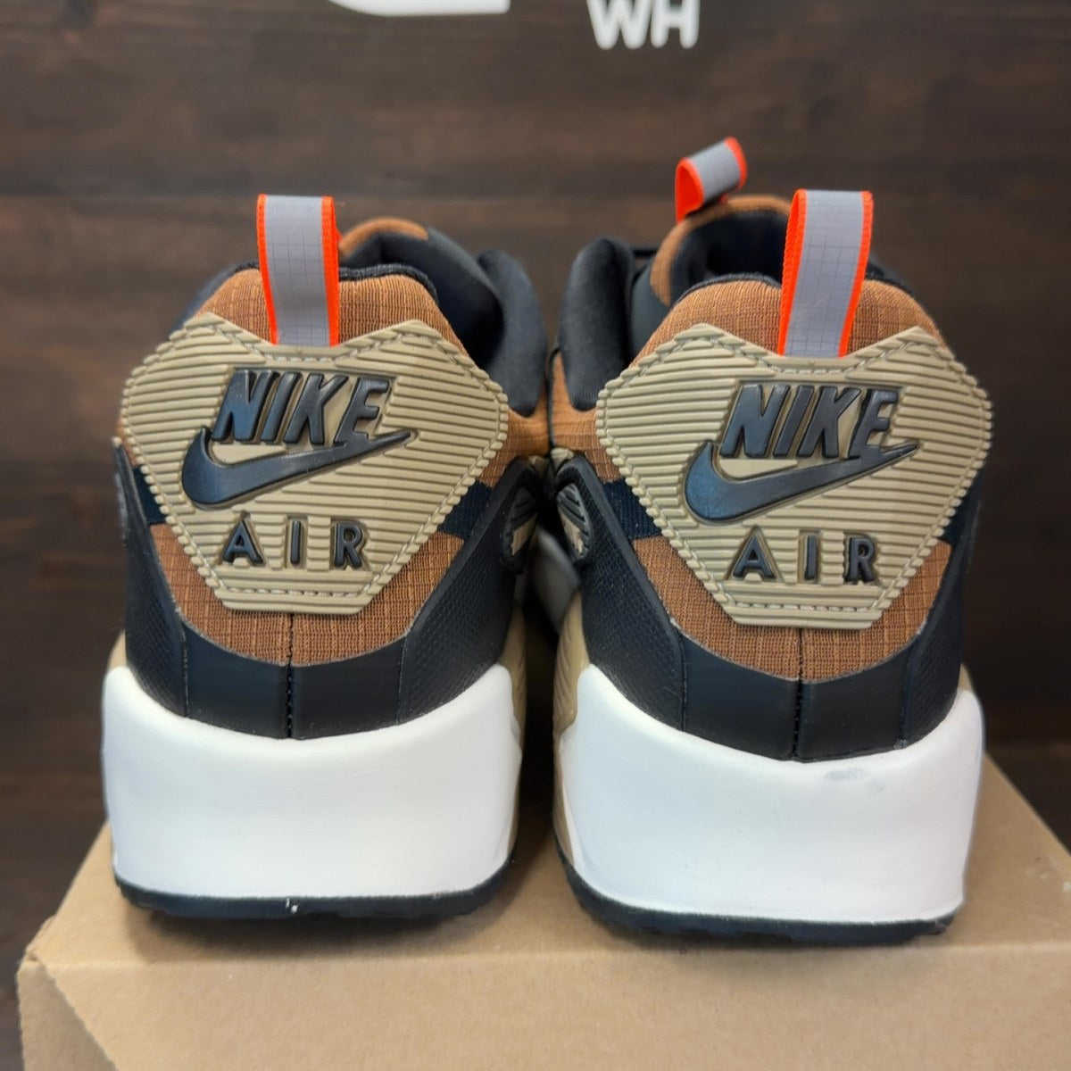 Nike Air Max 90 Drift Dark Smoke Grey Khaki Size 15 (Pre-Owned) - Image 4
