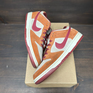 Nike SB Dunk Low Pro Dark Russet Cedar Size 12 (Pre-Owned) - Image 2