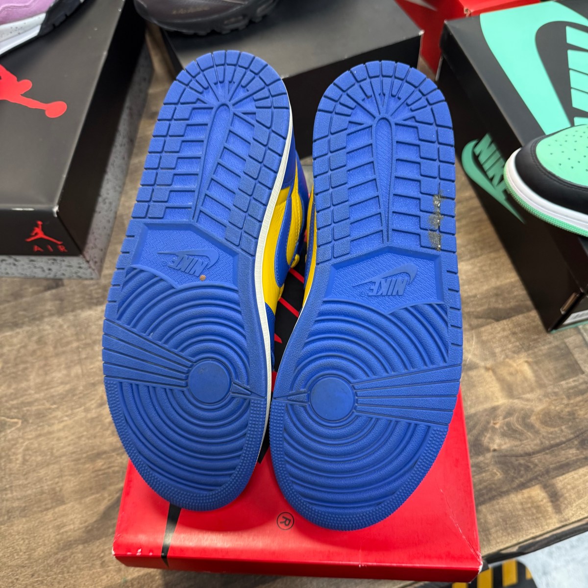 Jordan 1 Retro High OG Reverse Laney (Women's) Size 11.5W (Pre-Owned) - Image 5