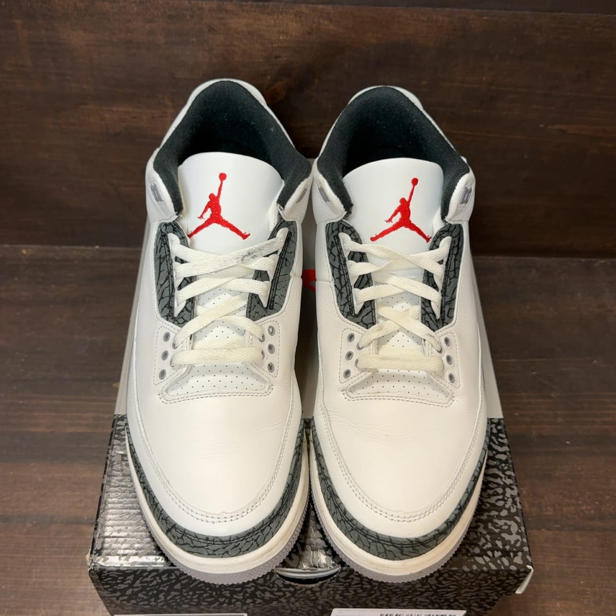 Jordan 3 Retro Cement Grey Size 12 (Pre-Owned) - tag