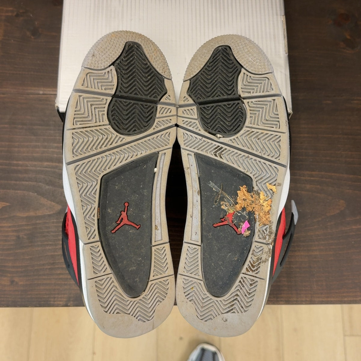 Jordan 4 Retro Toro Bravo (2026) - Image 9