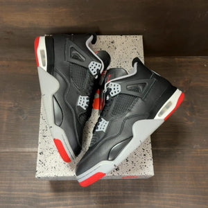 Jordan 4 Retro Bred Reimagined Size 8.5 (Pre-Owned) - back